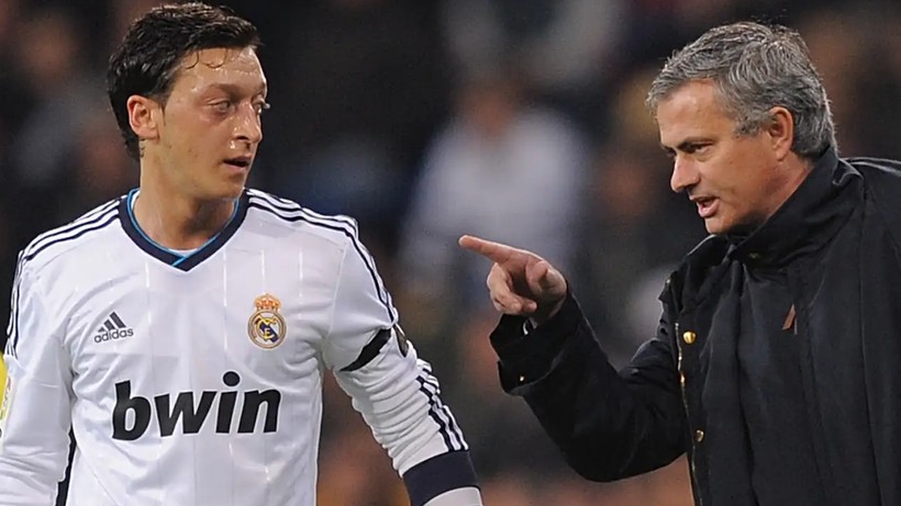 mesut ozilden mourinho itirafi sozunu tuttu 1