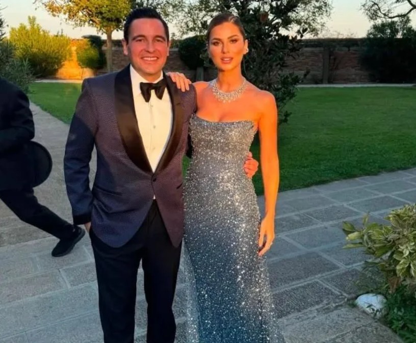 nazli sabancinin gozu baskasini gormuyor kiziyla paylasim geldi 0