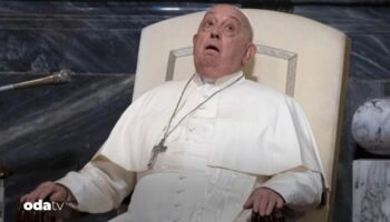papa bir kriz daha gecirdi JpfcjRHl