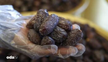 ramazanda orucu acmak 600 lira hurmaya zam geldi 3YQBfFT4