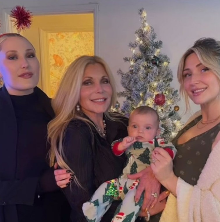 sahil guvenlik ve yalan ruzgarinin yildizi pamela bach evinde olu bulundu 2 f5FmAnjL