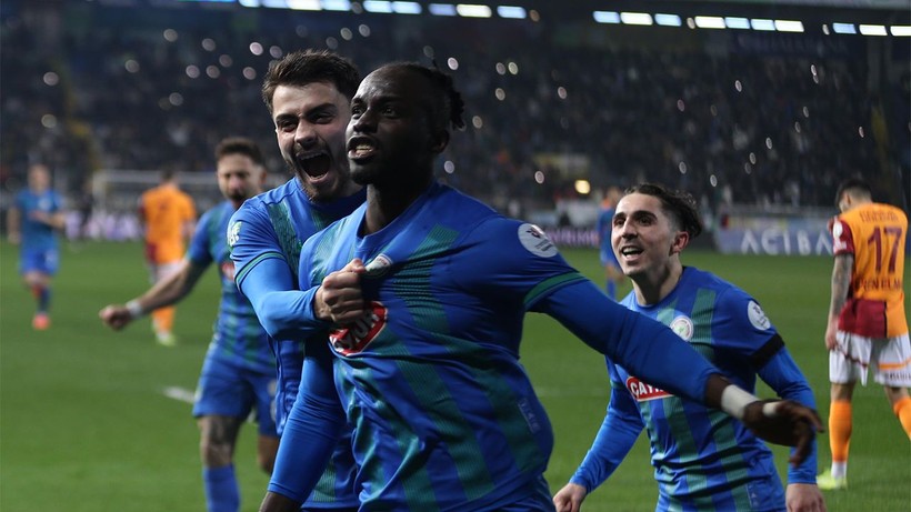 super ligde gol yarisi kizisti piatek lider 7 HmwkRKXZ