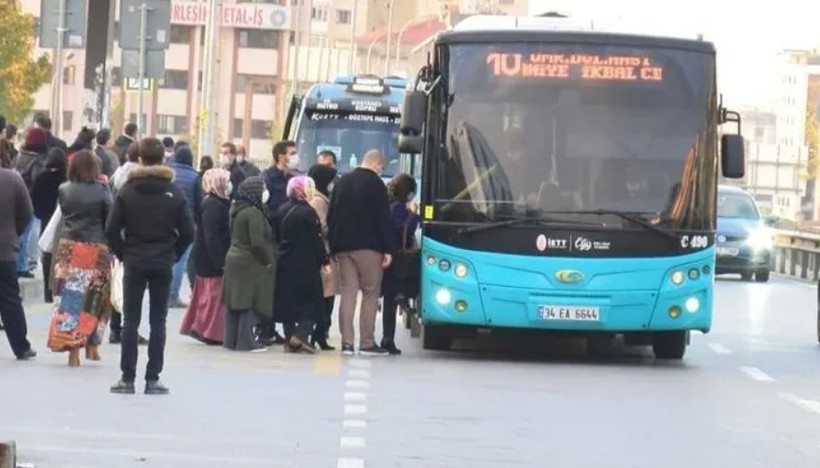 toplu tasimada skandal genc kadinin fotograflarini cekerken yakalandi 3 lmdhFK6I