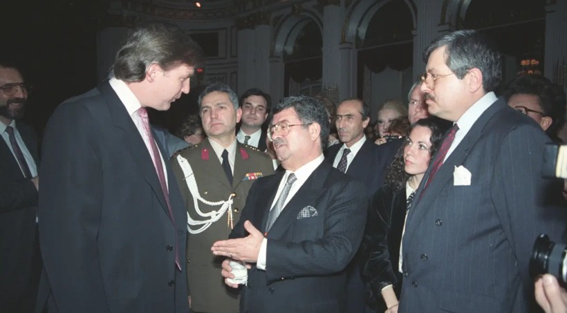 trump ozal dostlugu gercek ne cikti 4 yfkmPVpq