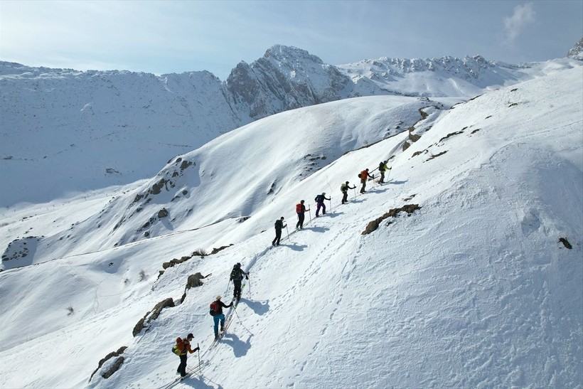 turkiyede guzel seyler de oluyor hakkari daglarinda turistler 5 V84yWdWZ