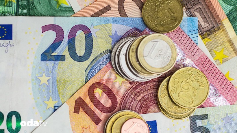 ursula von der leyen acikladi euro rekora firladi 0 K7D2DEGD