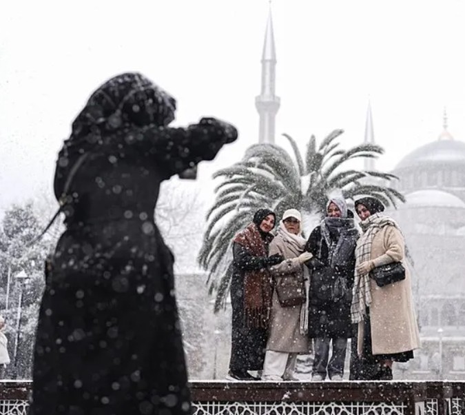 uzmanlardan kar yagisina kritik uyari pazartesi tatil olabilir 0 FJt7fYzX