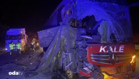 yolcu otobusu tira arkadan carpti 6 yarali E9Deh23U