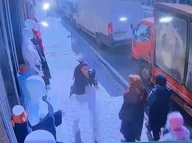 altin taci kapip kacti ifadesi pes dedirtti sevgilim alamayinca caldim 2 JZyHdsFM