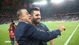 arda turandan muhtesem fatih terim cevabi C5KK92wj