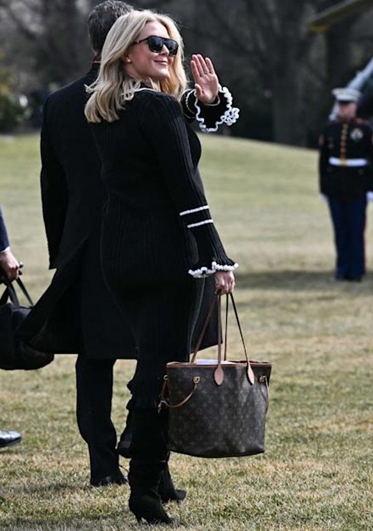 beyaz sarayin yuzu trumpin gozdesi kim bu karoline leavitt 4 E3cPHP8y