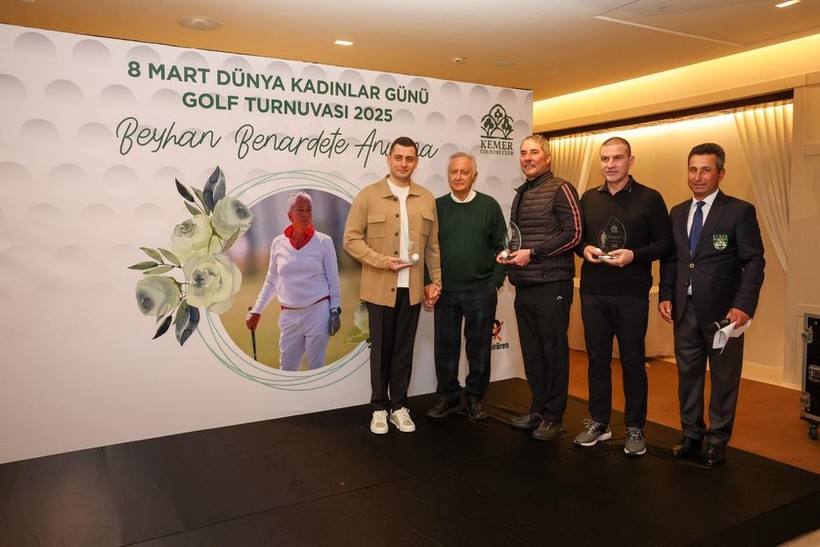 beyhan benardetenin anisina golf turnuvasi ani olumu sevenlerini soke etmisti 1 MKV21hW6