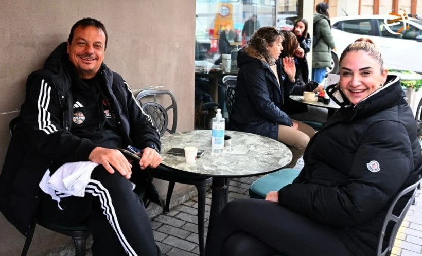 disi fatih terim de imzayi atti panathinaikos turklere emanet 2 vjWTSywP