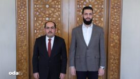 eski turkmen basbakandan yeni cumhurbaskanina biat sarayi ove ove bitiremedi diktator suclamasi rafa kalkti hkPzSlZV