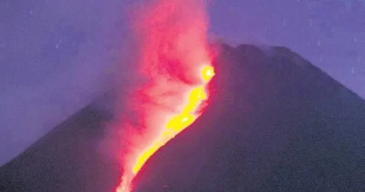 fuego yanardagi patladi 30 bin kisi risk altinda 1 Q25dc9Uq