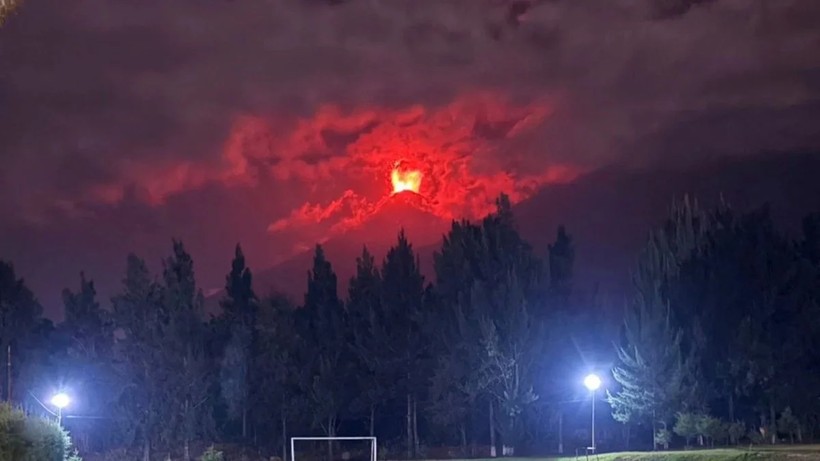 fuego yanardagi patladi 30 bin kisi risk altinda 3 pzgt4dzK