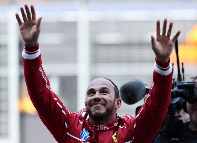 hamilton bir ilke daha imza atti 0