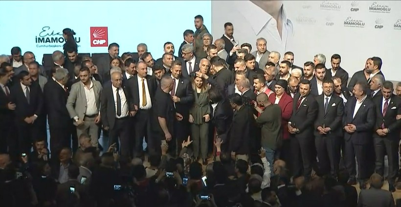 imamoglundan diyarbakirda milli cozum sureci mesaji uc kez tekrarladi silahlar susmali 13 nCFt1nO9
