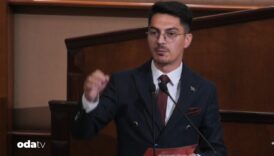 kayyum tartismasi yuzden fazla kisiyi attilar qBfyX19k