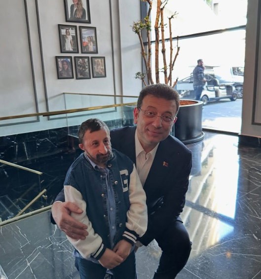 koksal babadan imamogluna trabzonda surpriz karsilama 0 mjDBXh1g