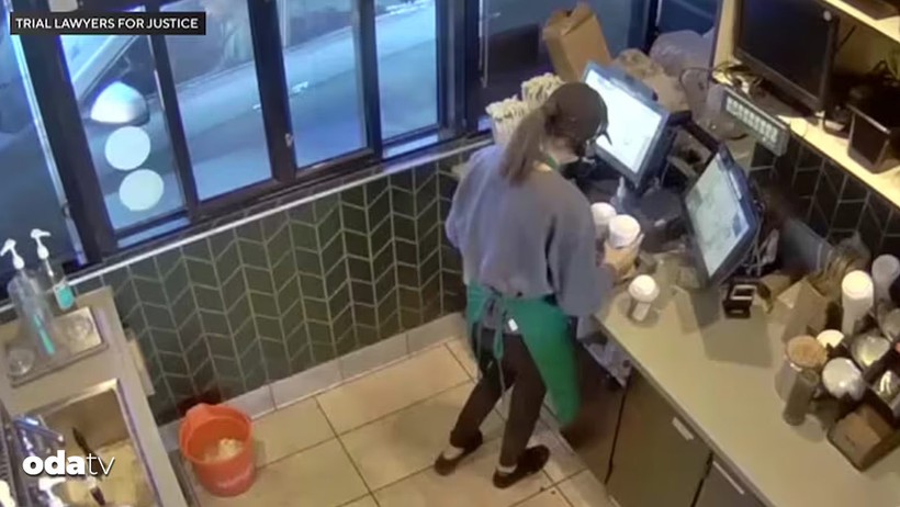 los angelesta cinsel organi yanan kisi starbucksa actigi davayi kazandi 0 ErITPPrs