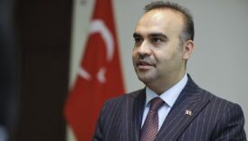 mehmet fatih kacir otomotiv ihracati 37 milyar dolari asti Ta8h4nFu