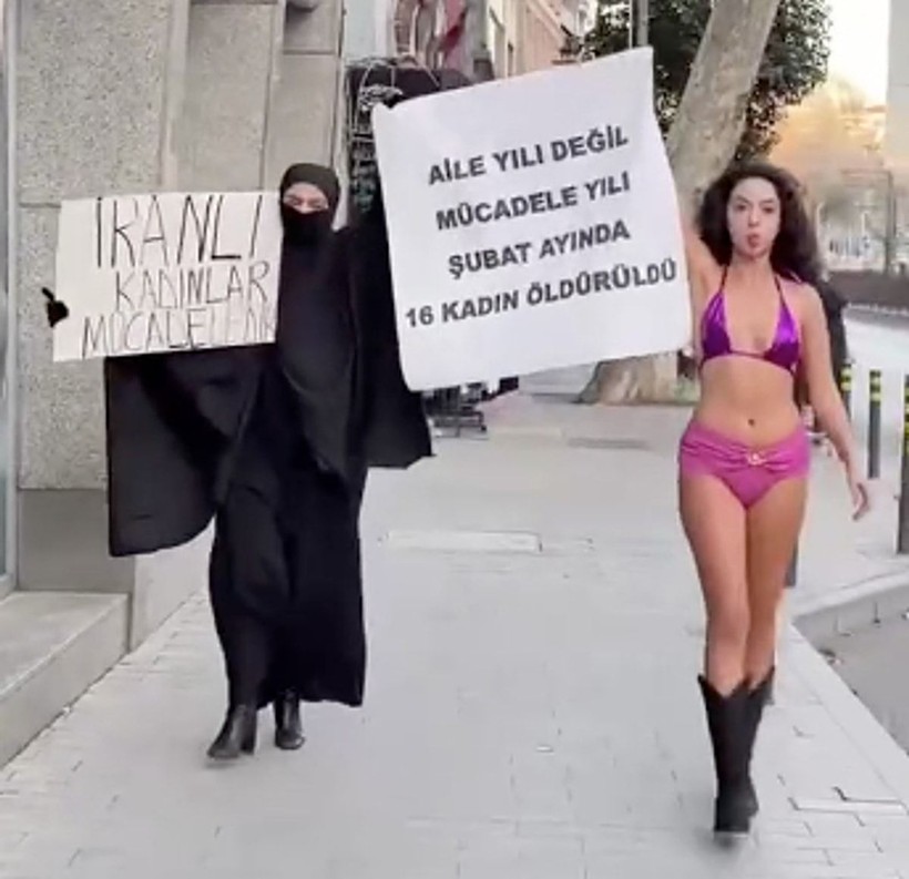 melisa aydinalpten carsafli bikinili iran eylemi 1