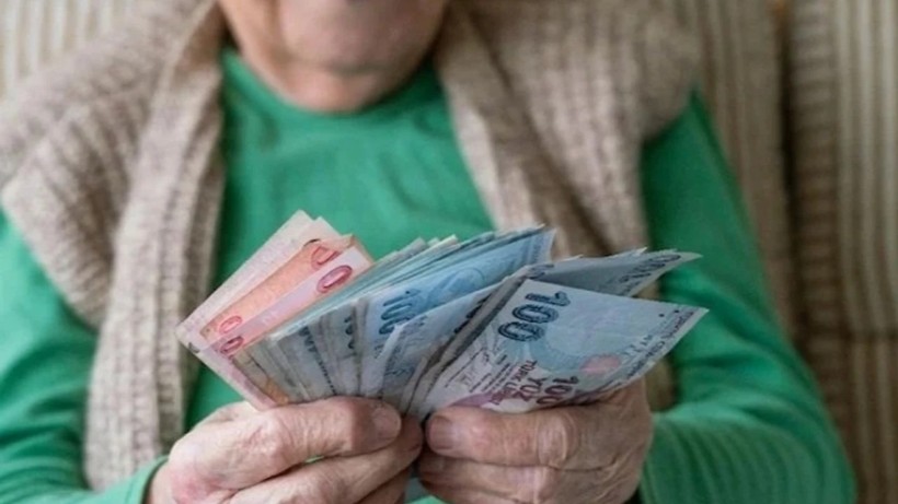 milyonlarin gozu meclisteydi ama emekliye kotu haber kavga cikinca unutuldu nereye oy kullansaniza 1 9w32OeHz