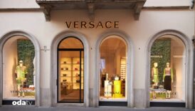 moda dunyasi sokta donatella versace gorevi birakti LDH3Ycvh