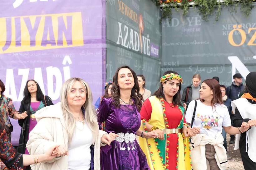 nevruzda nerede neler oluyor diyarbakirlilar bekledigini bulamadi ozgur ozelden dehakli mesaj 3 ZTcOw8nY