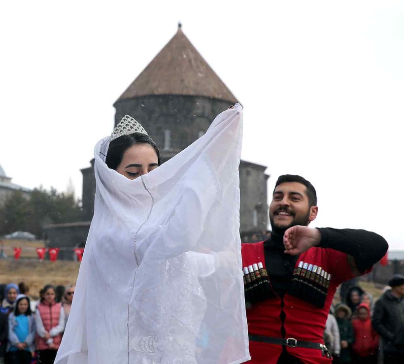 nevruzda nerede neler oluyor diyarbakirlilar bekledigini bulamadi ozgur ozelden dehakli mesaj 7 WsG7IELt