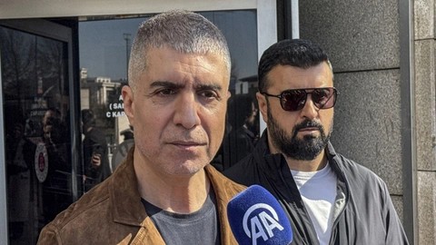 ozcan deniz maliye kiskacinda yikilsa da cadir kuracagim demisti 3 9NwZqjE4