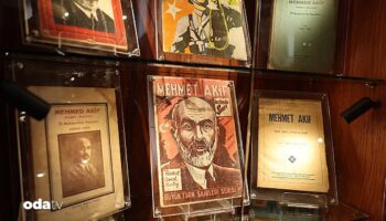 rusyada istiklal marsi etkinligi y6L9fKYH