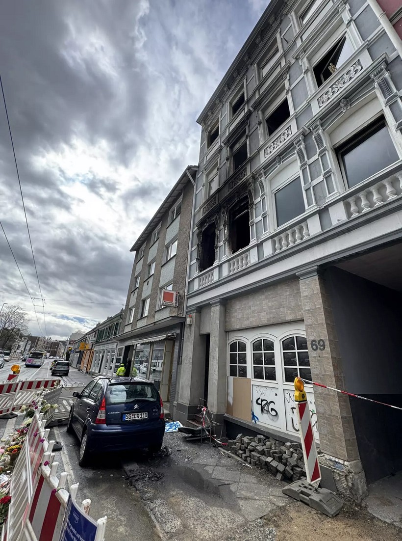 solingen saldirganinin evinden nazi ve hitler ovgusu cikti 3 zPClSAZz