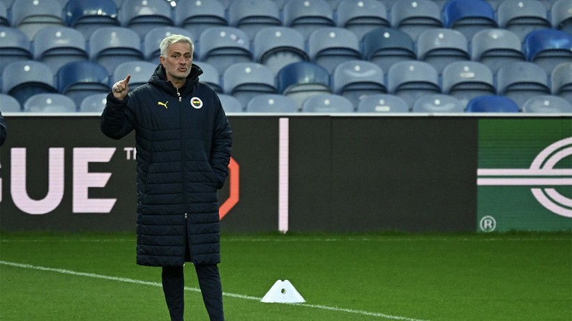 spor yazarlari rangers fenerbahce macini yorumladi turkiyede olsa bu rezilligi iki hafta konusurduk 11 PSVhWaZ1