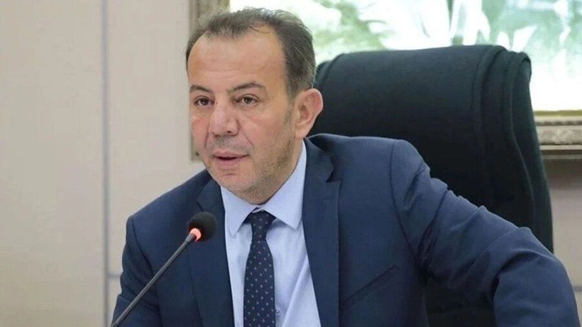 tanju ozcandan tarkana manidar tepki 1 cmdAQX9T