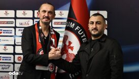 tuncay sanli yeni takimina imzayi atti uCtgVg6Z
