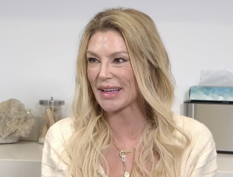 unlu oyuncu brandi glanvillenin yuzunde parazitler hareket ediyor perisan haldeyim 3 WUZ9pdgA