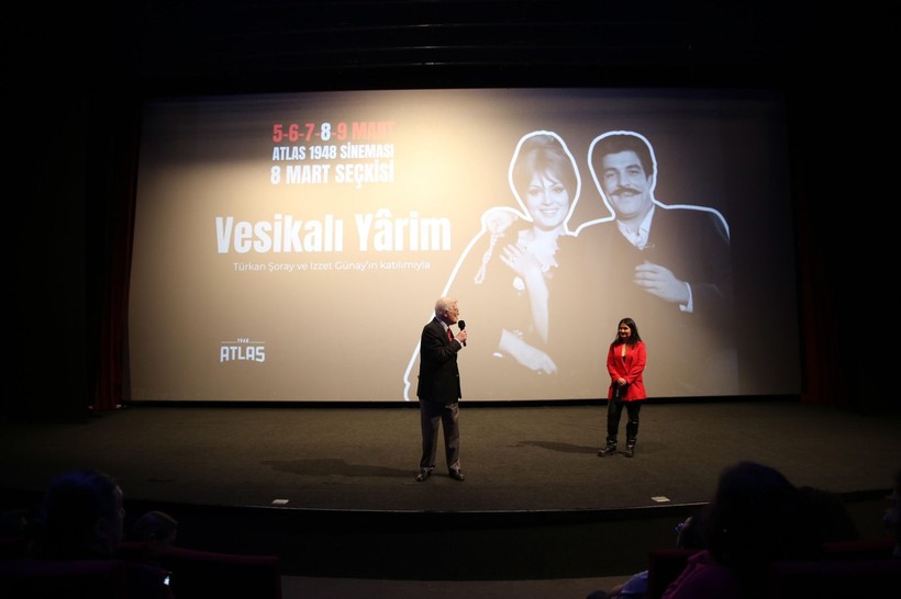 vesikali yarimde sabiha ve halili canlandiran turkan soray ve izzet gunay 57 yil sonra IjUvNRAG