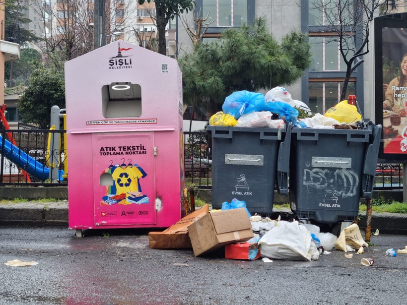 yalniz maas artisi icin eylem yapan isciler ezber bozdu copler toplanmiyor imamoglu protestolarina yenisi G5vqXLIh